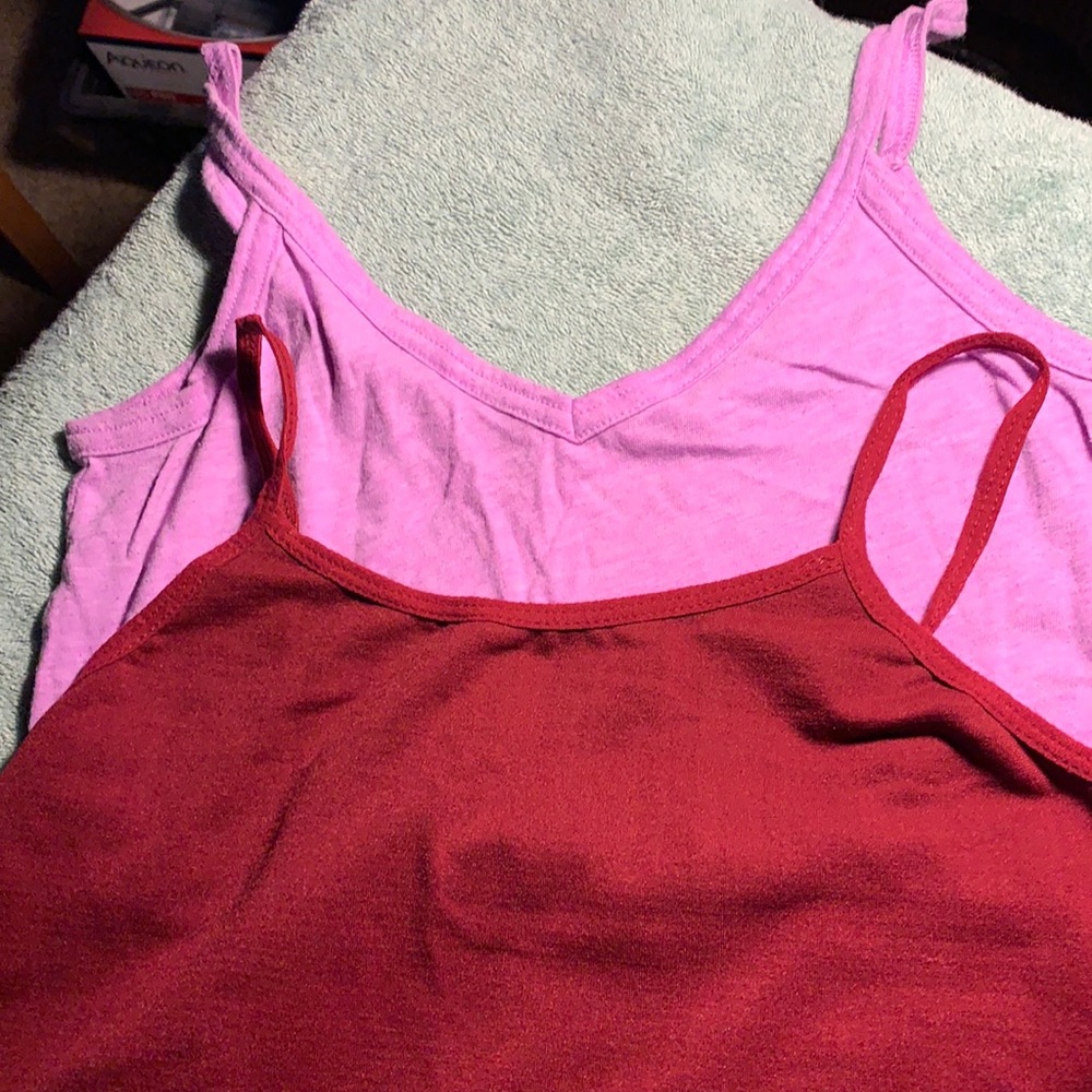 Bundle (2) camisoles ( Box #5)